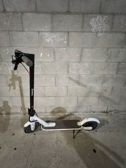 Electric scooter