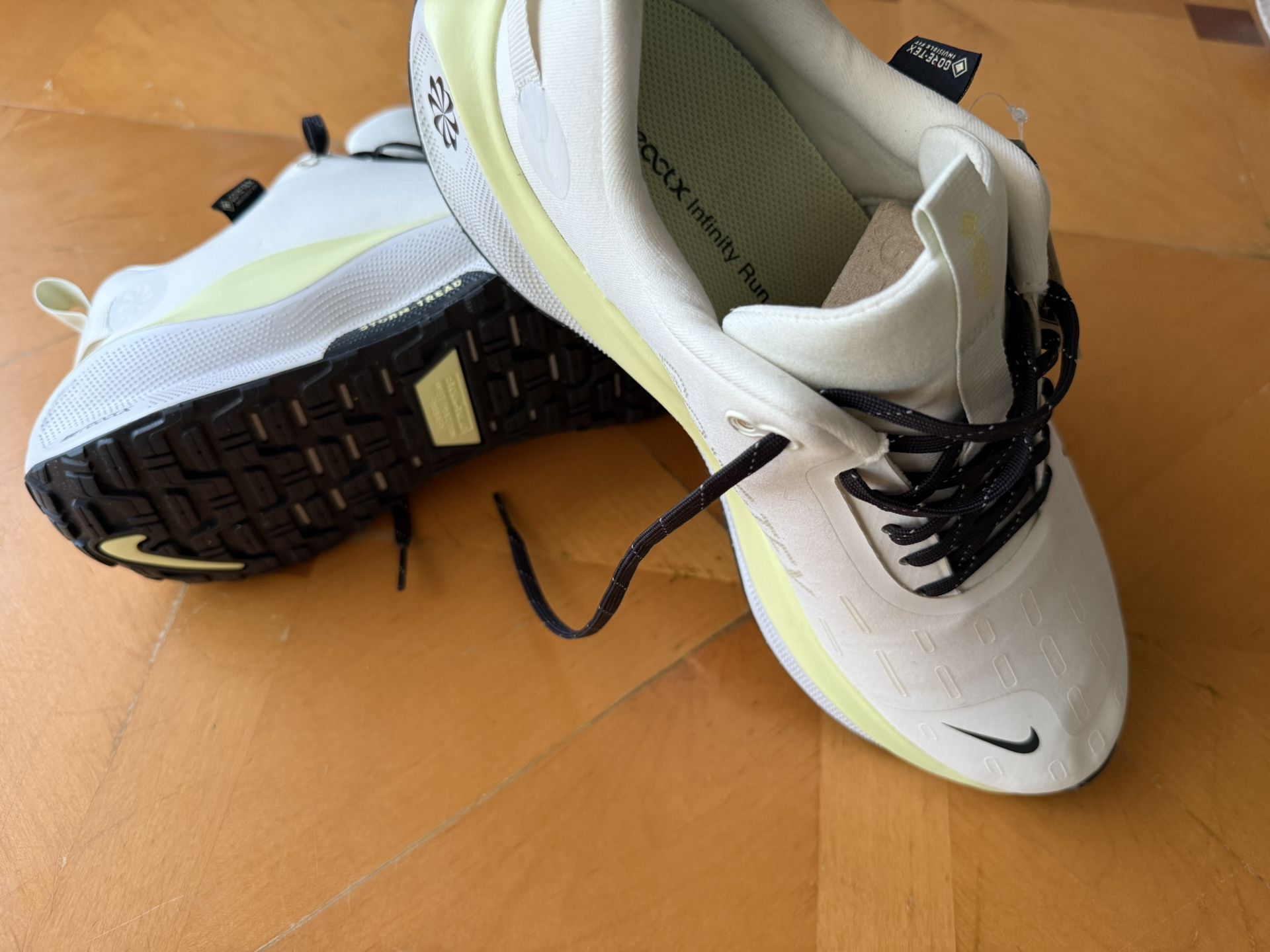 Nike White Yellow' FB2197-100