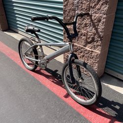 Vintage Mongoose Convict BMX Bike