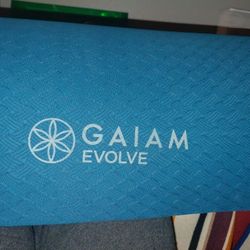 Gaiam Yoga Mat 