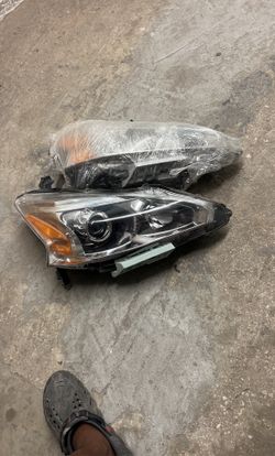 2013-15 nissan altima headlight