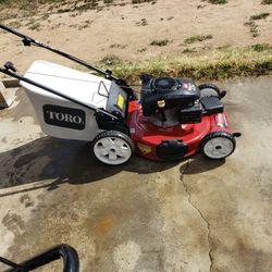 Toro lawnmower 