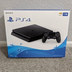 Sony Ps4 System With Vr And Many Games