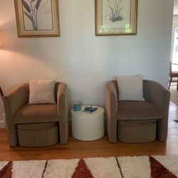Barrel Chairs With Ottomans 