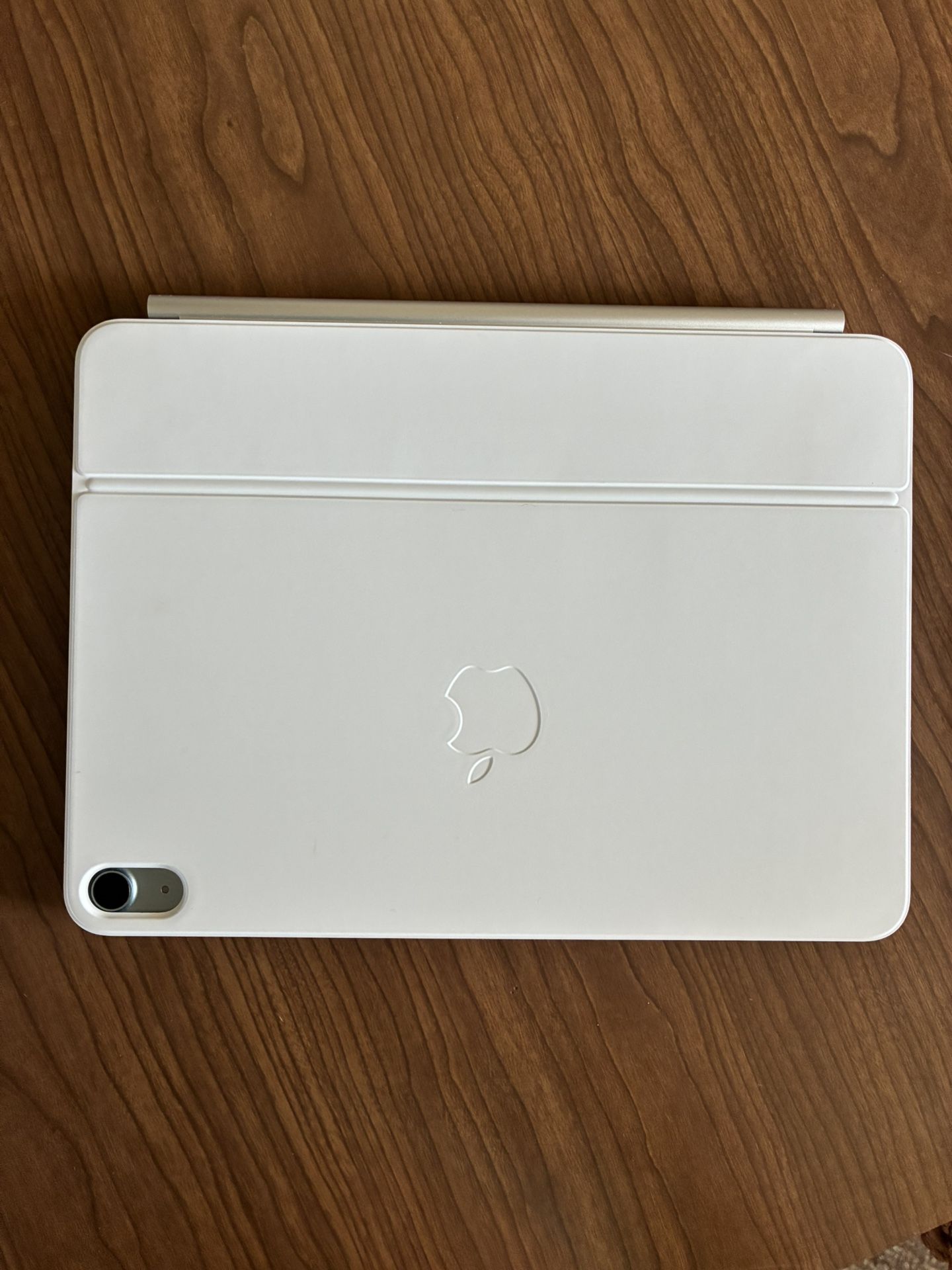 iPad Air 11 Inch(M3) with Apple Magic Keyboard