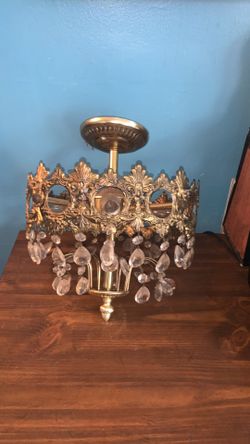 Vintage Hollywood regency crystal chandelier (mid 20th century)