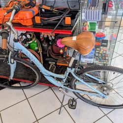 Trek Bicycle 7200