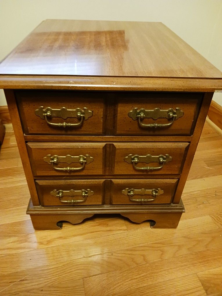 End Table (solid wood)