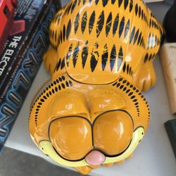 Vintage Garfield Phone