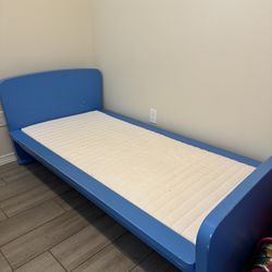IKEA mammut Bed 