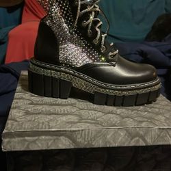 Azalea Wang : Style Kasper Black  , Size 10 