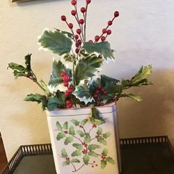 Porcelain Christmas Floral Vase