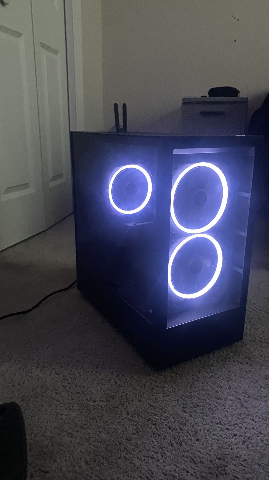 NZXT Player 1 Prime GAMING PC ( I TAKE OFFERS) 