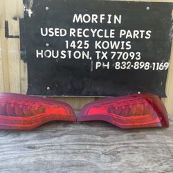 2010-2015 AUDI Q7 REAR RIGHT PASSENGER AND LEFT DRIVER SIDE TAIL LIGHTS LED OEM 