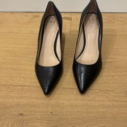 Marc Fisher Black Leather Pumps - Sz 9