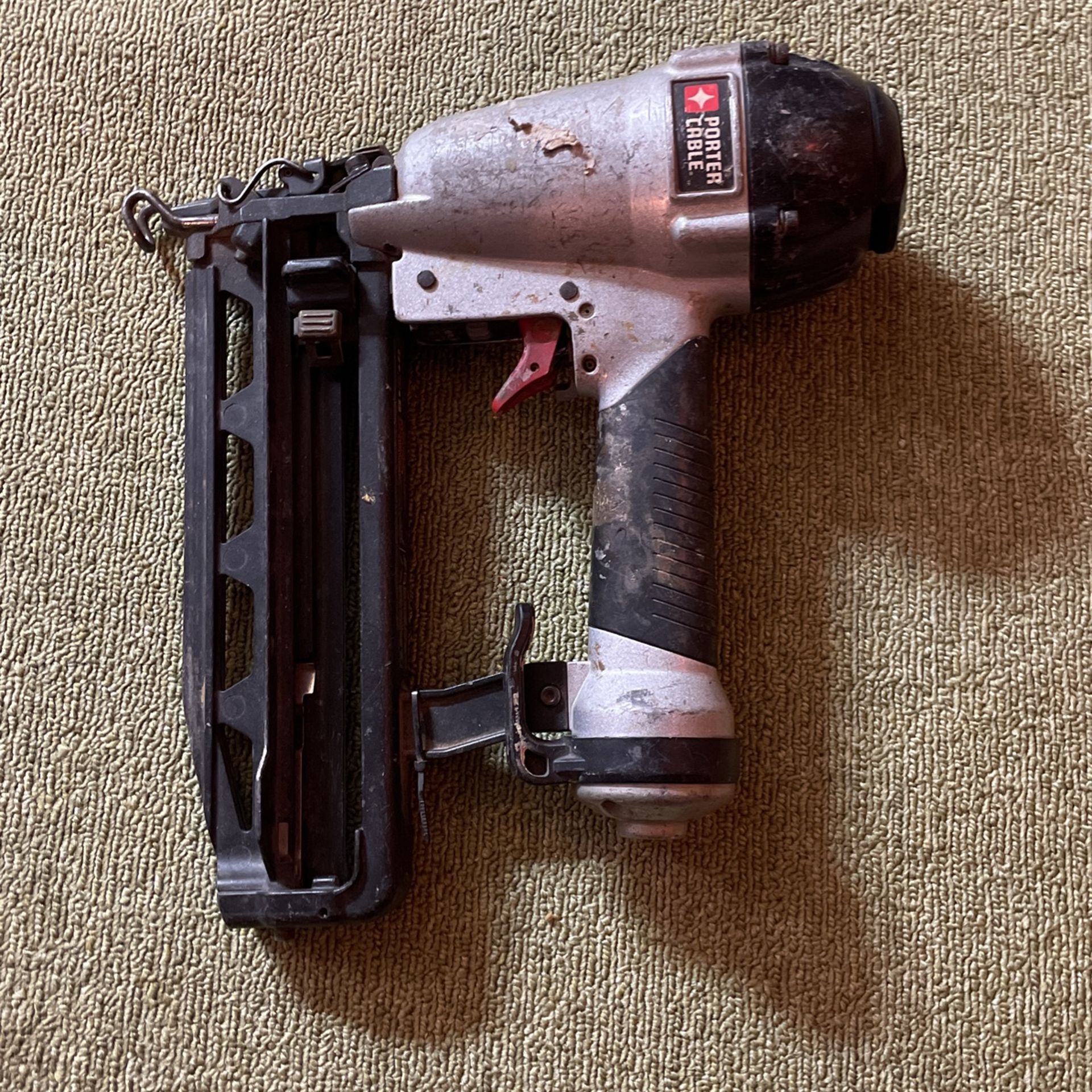 Porter Cable 16 Gauge Nail Gun 