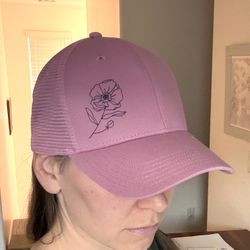 Trucker Hat With Flower Detail