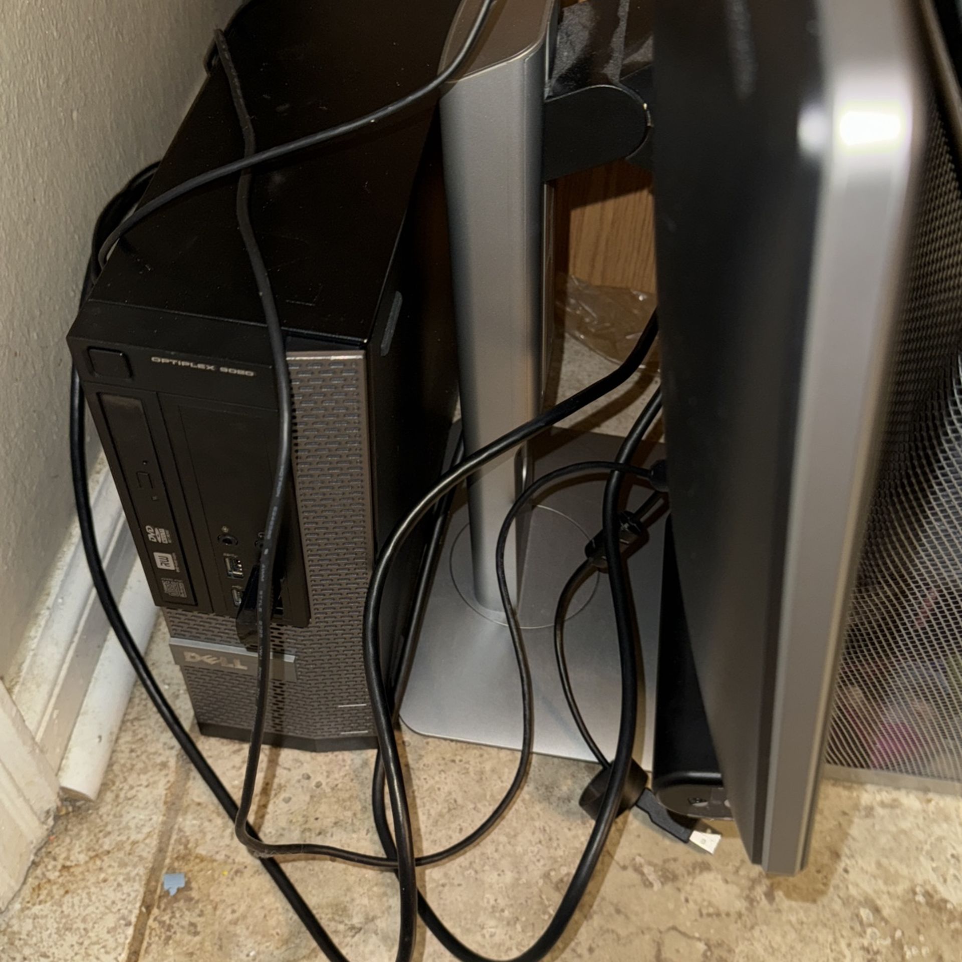 Dell Optiplex 9020 With Monitor