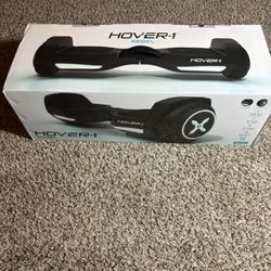 The image displays a Hover-1 Rebel hoverboard. Key specifications include: 