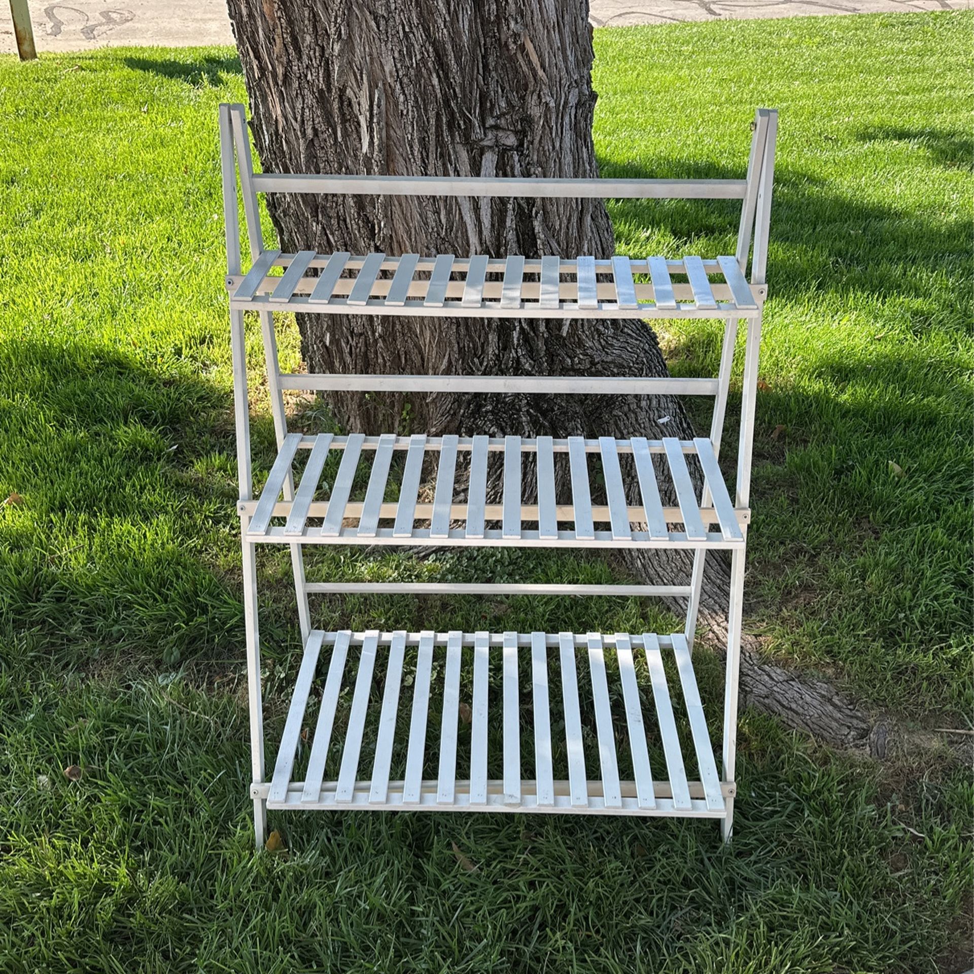 White Folding Shelves