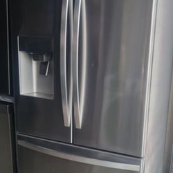 2024 Kenmore stainless steel refrigerator 