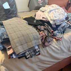 Women’s Clothing 