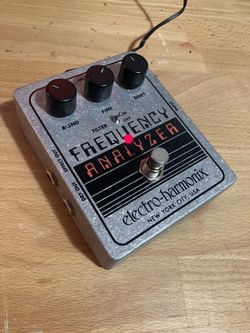 Electro-Harmonix Frequency Analyzer