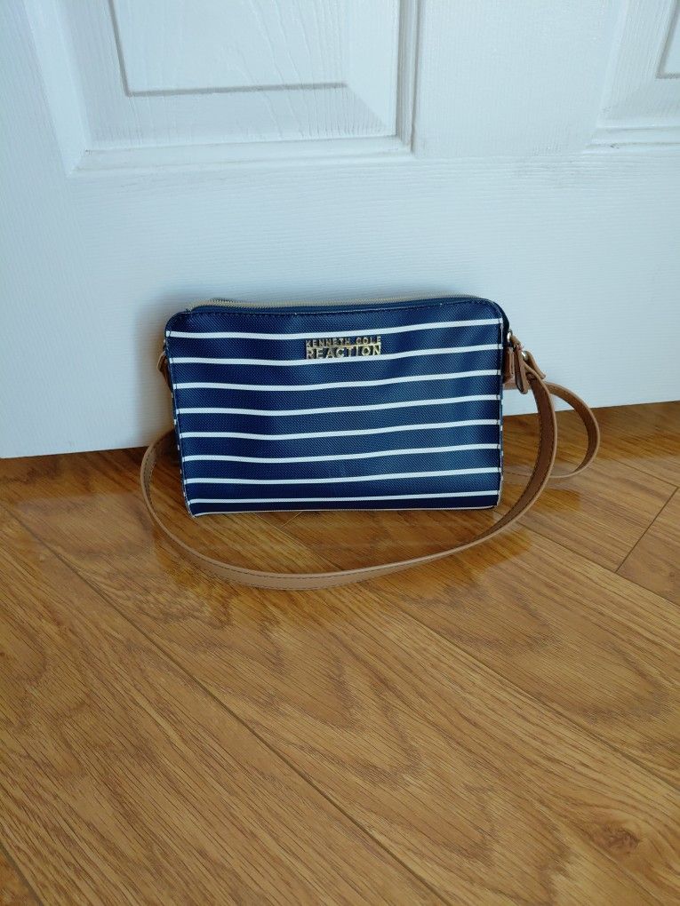 Kenneth Cole Bag
