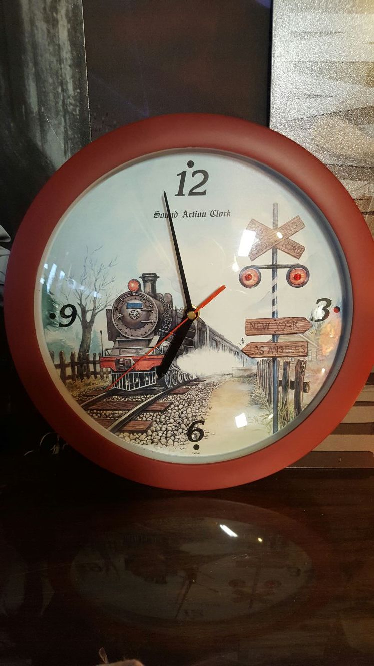 Railroad train clock lites & sound