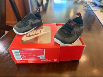 Baby Nike Sneakers size 2c brand new