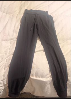 Lululemon joggers size 0