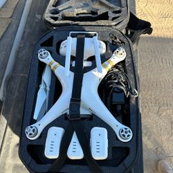 DJI PHANTOM 3 PRO W/ LOTS OF EXTRAS