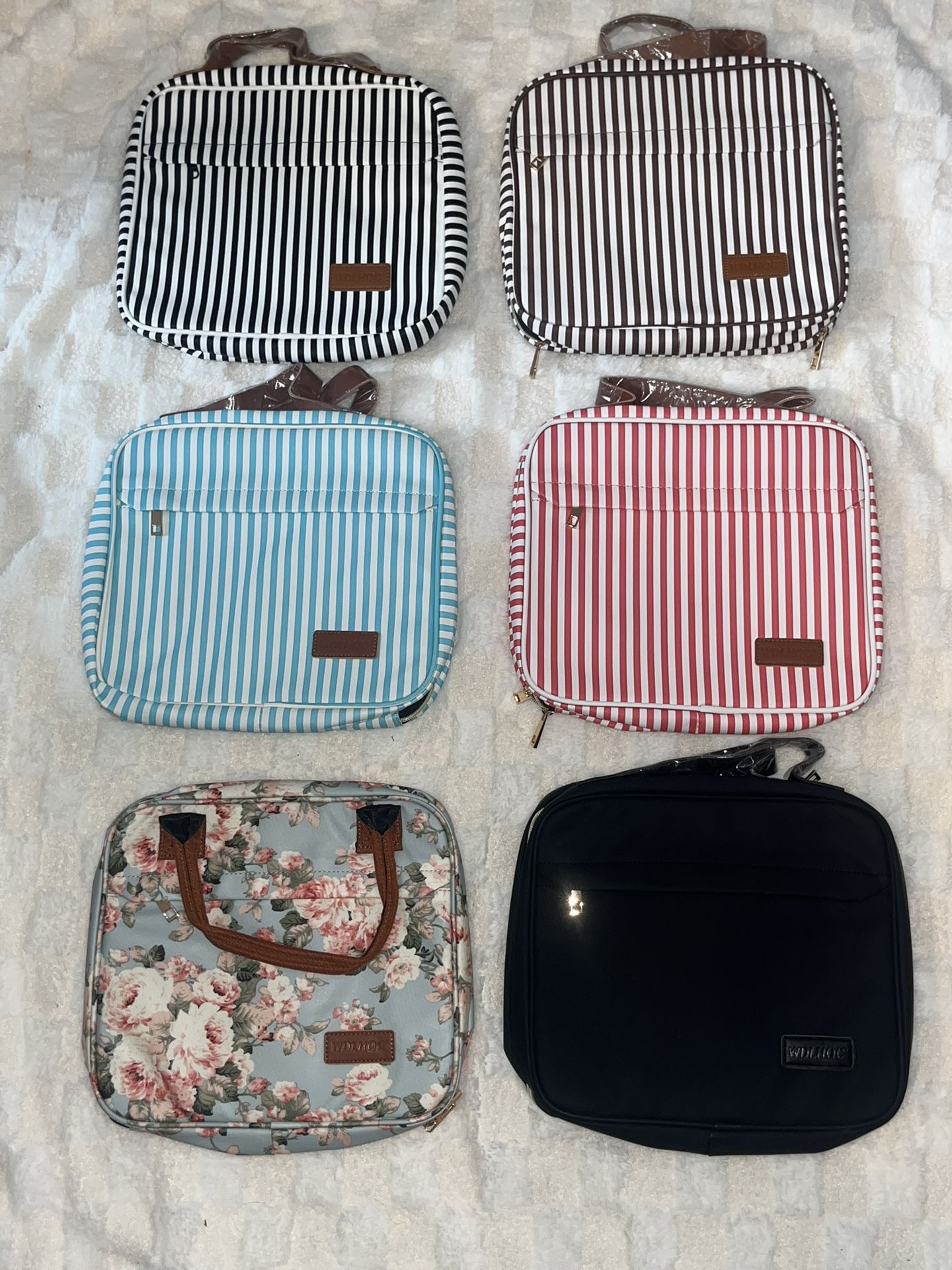 6 Styles - Hanging travel Cosmetic Bags