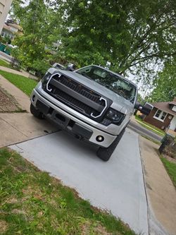 Ford f 150 platinum