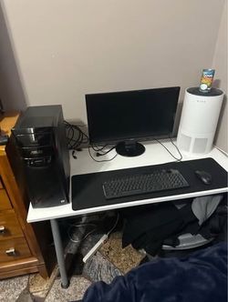 Asus gaming desktop, oculus ready with monitor keyboard, mouse, headset, and speakers