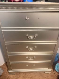 full size bed frame and dresser