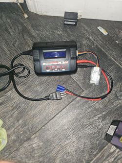Hi tec multi charger x1