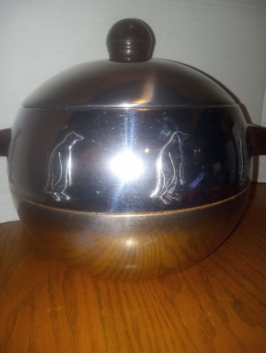 Mid-century Modern Penguin Hot /Cold Sever List59.99 P Tax My Price $39 Firm