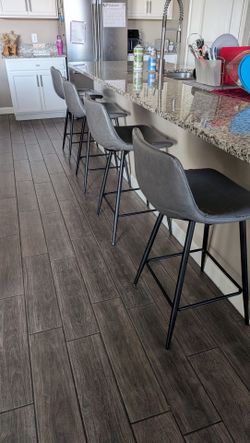 Set of 4 Gray Faux Leather Bar Stools