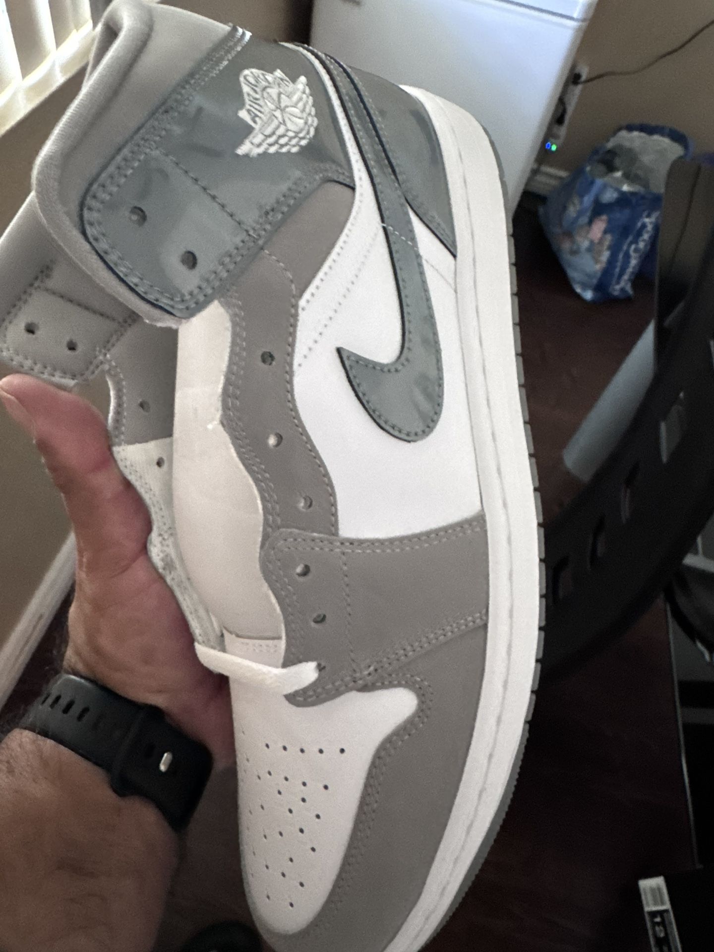 Air Jordan 1 Mid Size 12 12.5 $100