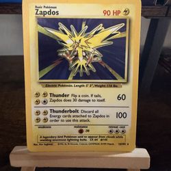 Vintage Pokémon Card Zapdos Base Set Card LP Holo Rare