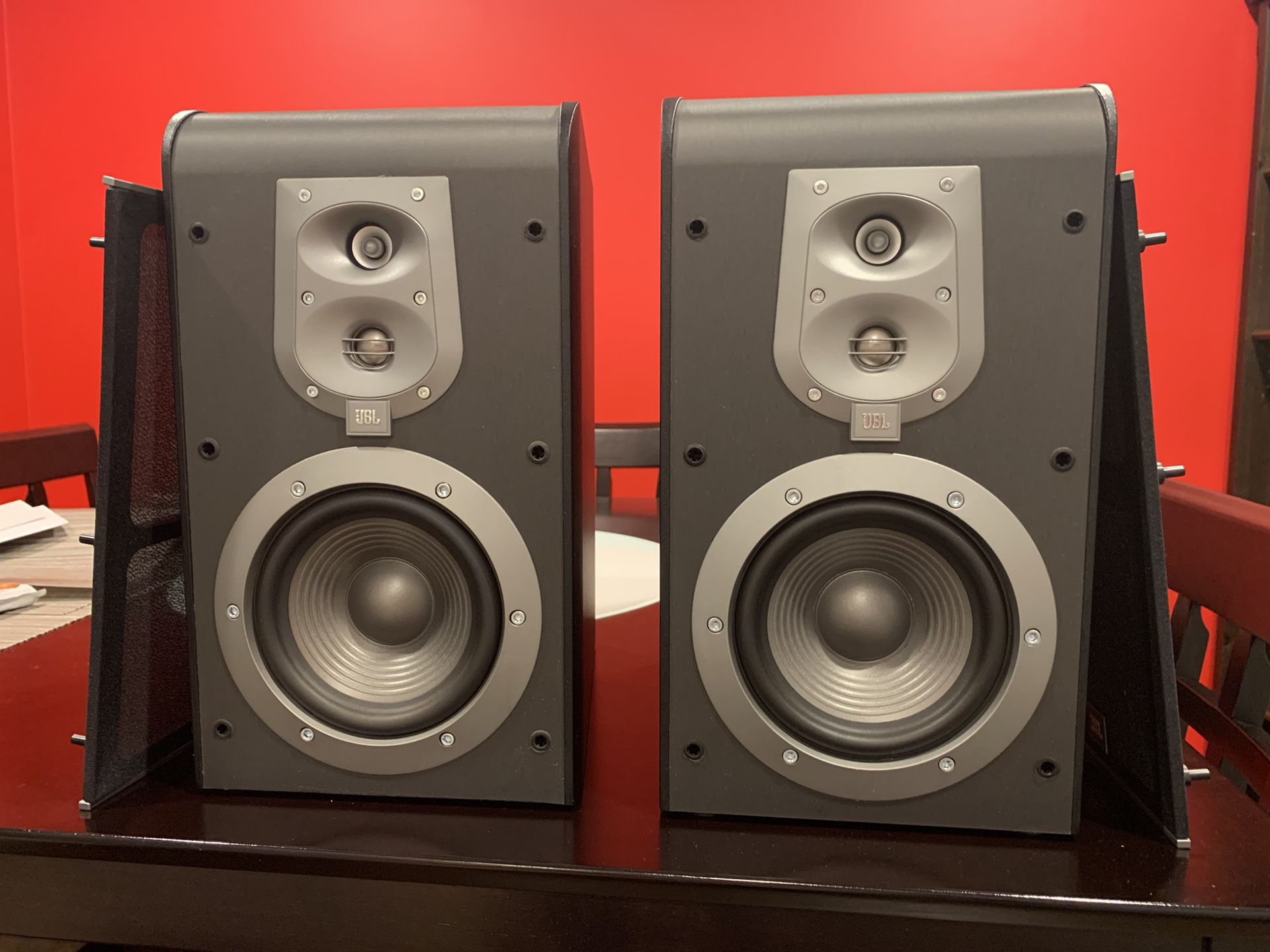 JBL ES30 3-Way Bookshelf Speakers