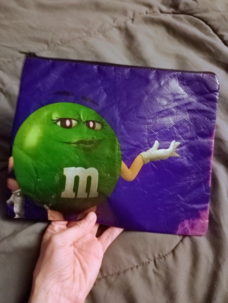 🩷 M&M Pouch - Still Available