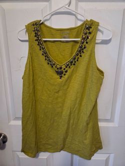 St. John's Bay Beaded V-Neck Tank Top Size L