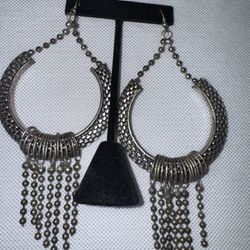 Vintage Unique Artsy Design Ball Chain & Mesh Metal Dangle Fish Hook Earrings 