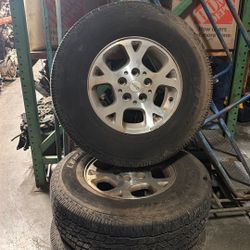 2004 Jeep Grand Cherokee Rims And Tires