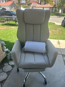 Modern Cross Legged Office Chair with Footrest,Leather Big and Tall Ergonomic Executive Chair with Lumbar Pillow,Flip Armrests for Pets,155° Reclining