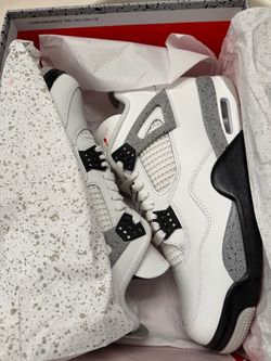Jordan 4 Cement