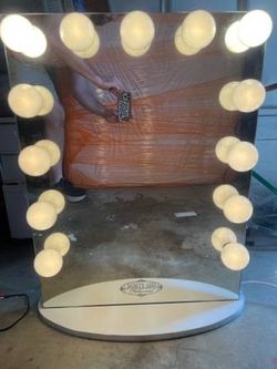 Vanity girls Vanity mirror