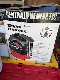 Central Pneumatic 6-gallon, 1.5 HP, 150 PSI oil-less pancake air compressor
